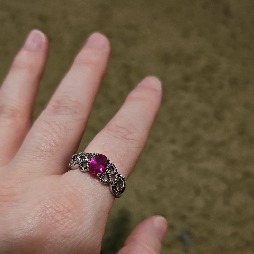 Elegant Silver and Pink Gemstone Ring